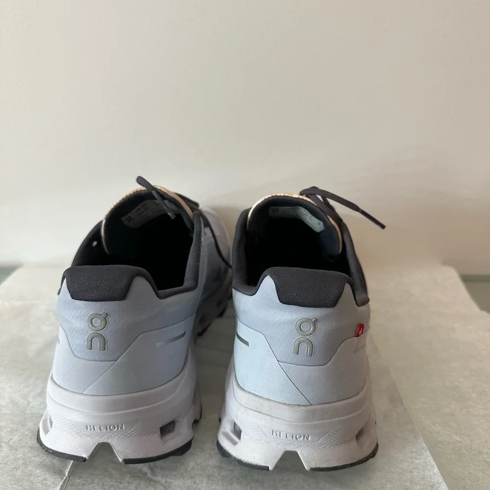 On Cloudvista Waterproof Trail Shoe - Picture 7 of 10